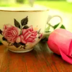 Hvordan ved jeg, om tekoppen tåler opvaskemaskine?